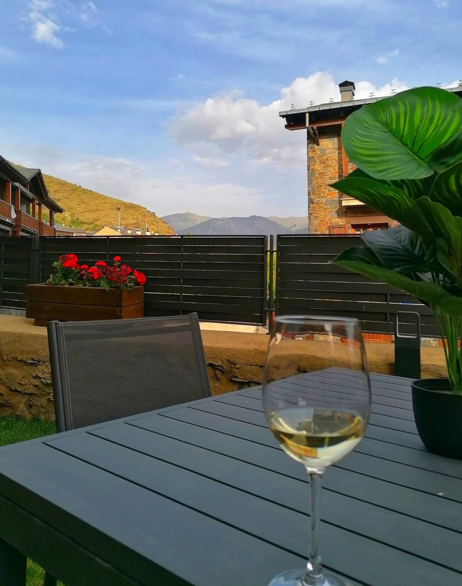 Apartament "Enclau" Turismo Rural Cal Rialla Llivia Exterior foto